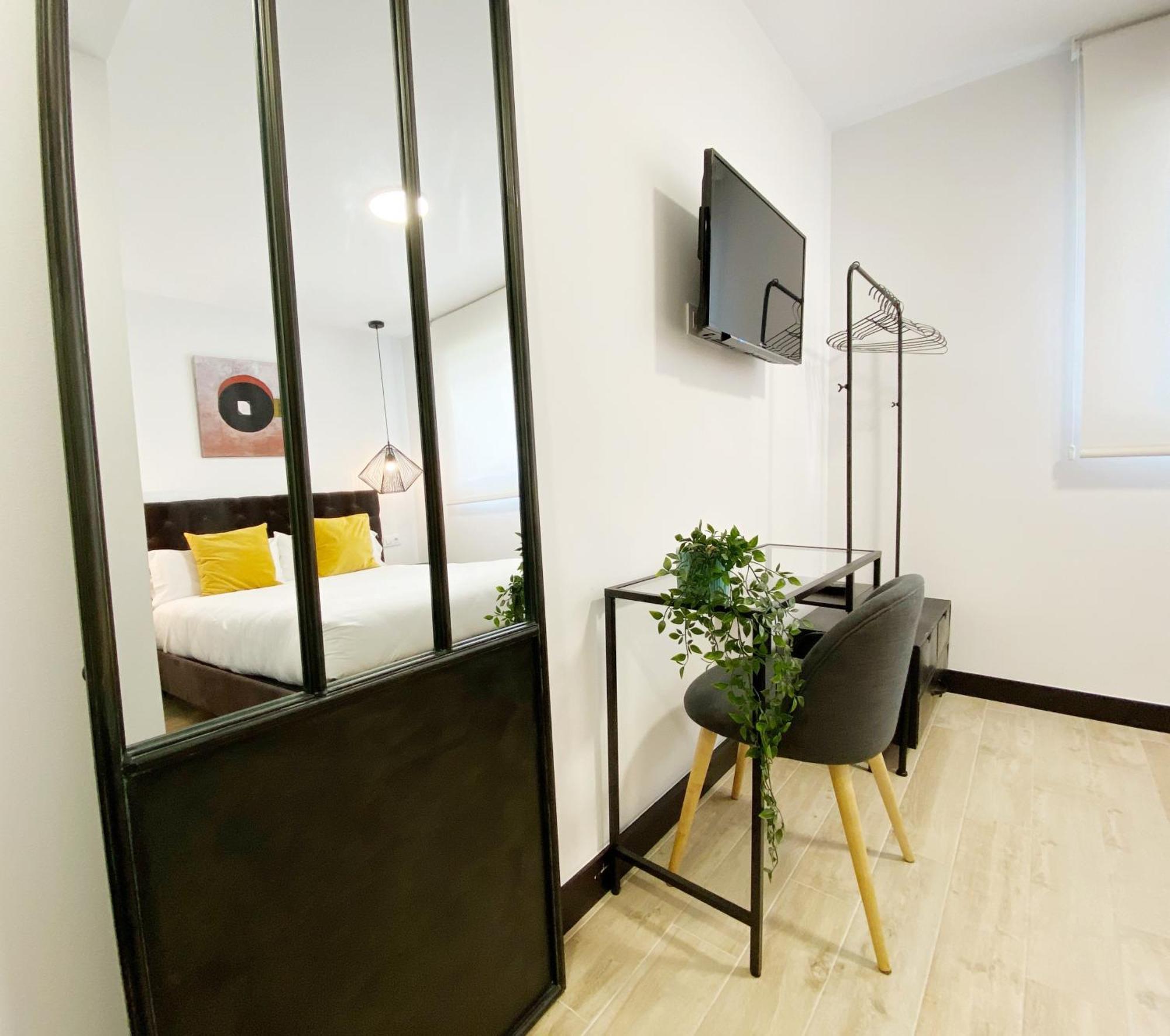 La Sigrina Tuy Hostel Tui Room photo